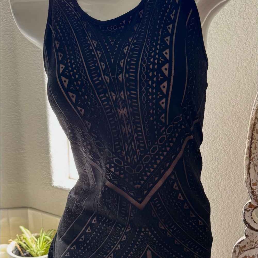 Black Patterned Sleeveless Top - image 1